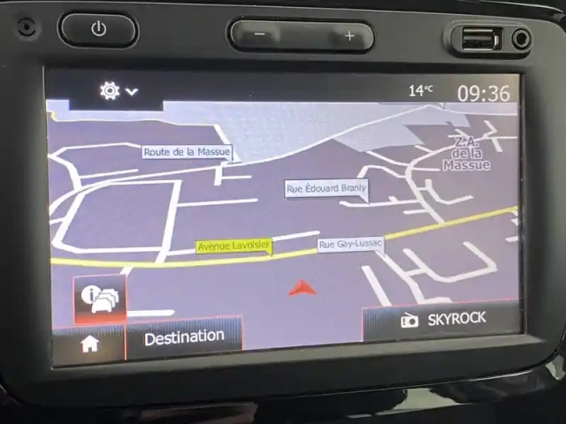Renault Captur tce 90 energy — photo 18