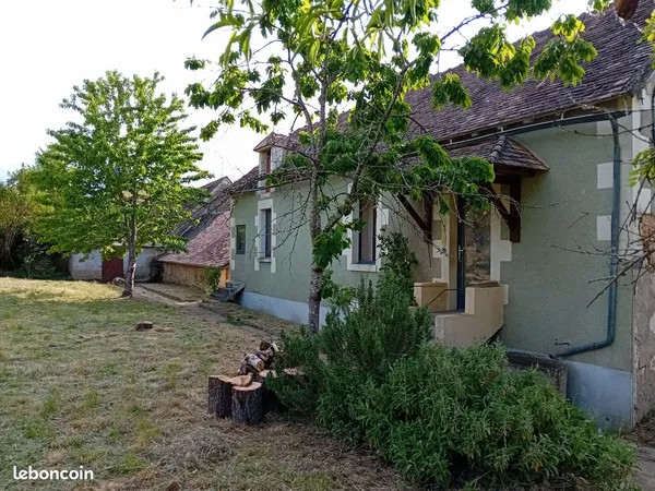 MAISON + Grange = BEAUX VOLUMES ET POTENTIEL