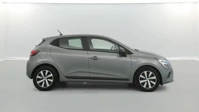 Renault Clio tce 90 — photo 28