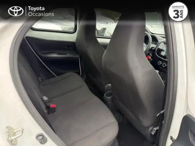 Toyota Aygo x 1.0 vvt-i 72ch dynamic s-cvt my24 — photo 22