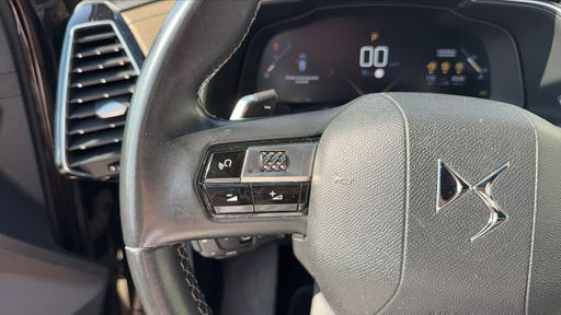 DS DS7 Crossback 1.5 BlueHDi 130 EAT8 - Business – 2019 – 177081 km – Diesel – Boîte Automatique — photo 5