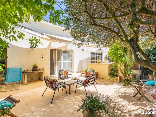 Maison 6 pièces 235 m²