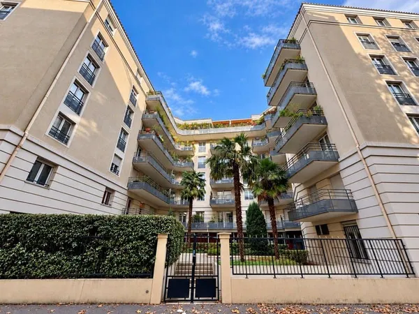 Appartement 4 pièces 85 m²