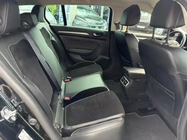 Renault Megane estate 1.3 tce 140ch fap limited — photo 12