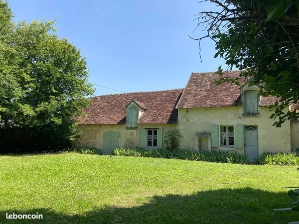 Vente d'un bel ensemble immobilier dans une jolie campagne : maison individuelle + grange + atelier/