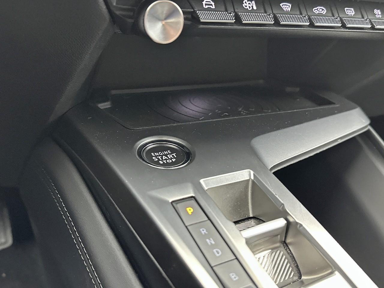 Peugeot 308 phev 180 e-eat8 allure pack — photo 25