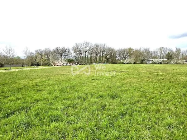 Terrain à bâtir 11988 m²