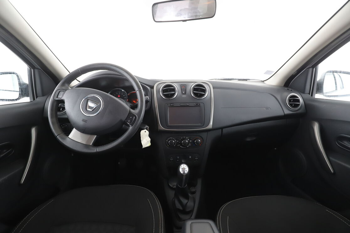 Dacia Logan MCV 1.5 dCi Prestige — photo 11