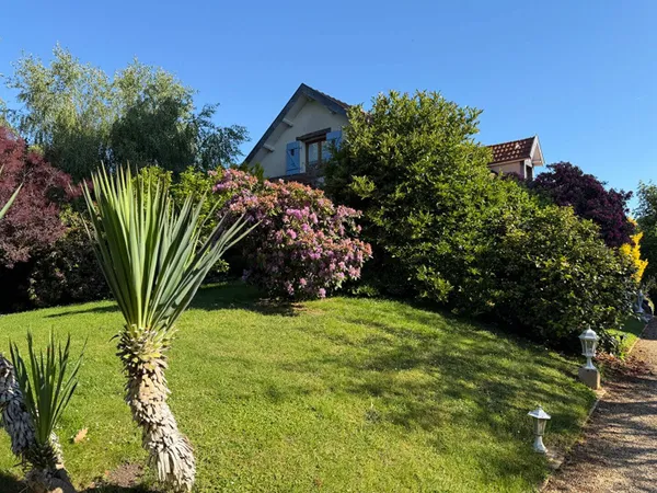 Maison 7 pièces 145 m²