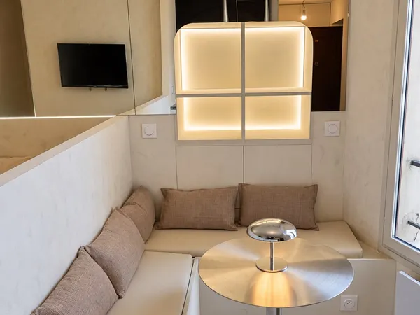Studio 22m2 - Rénové par architecte, meublé, équipé et au calme - Boulogne Nord