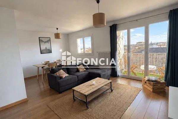 Appartement meublé 3 pièces 69 m²