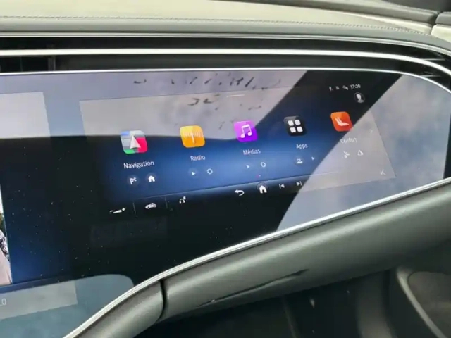 Mercedes Classe E break 300 hybrid eq amg line b — photo 13