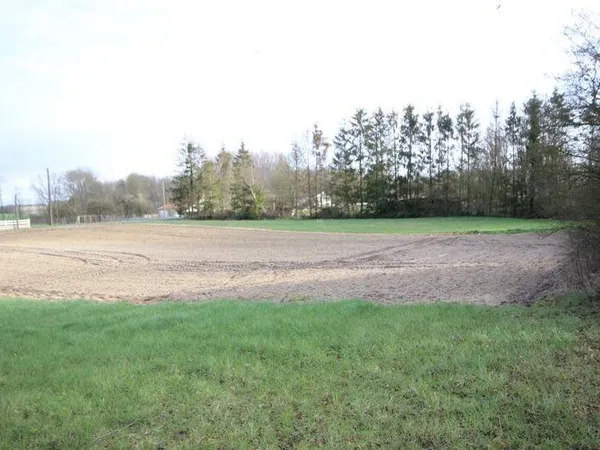Terrain 1159 m²