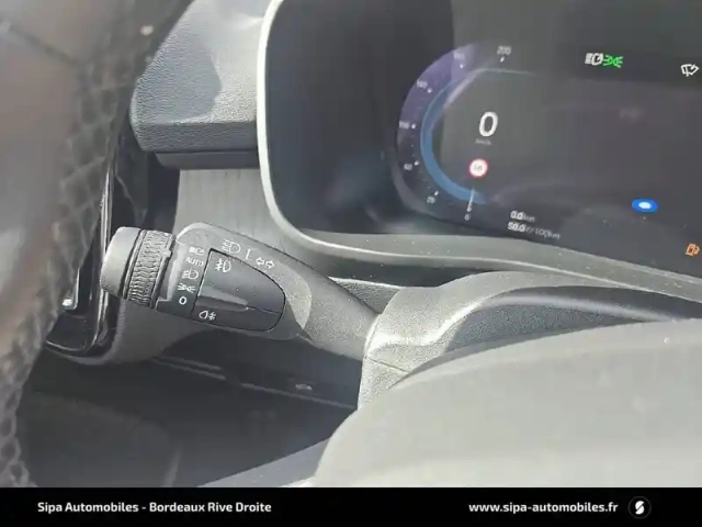 Volvo Xc40 b3 163 ch dct7 — photo 33