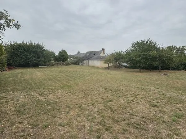 Terrain 1091 m² Durtal