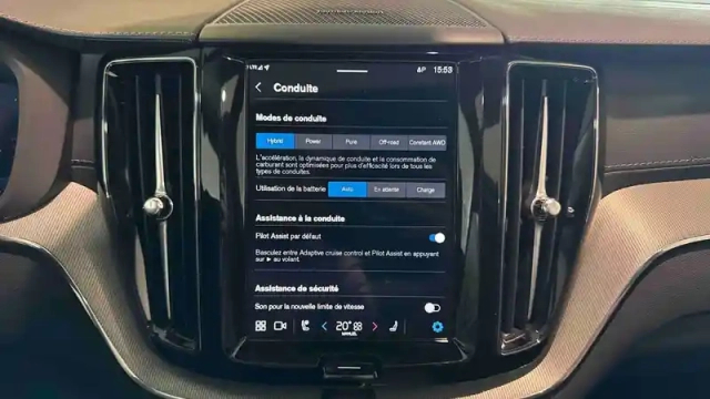 Volvo Xc60 t8 awd hybride rechargeable 310 ch+145 ch geartronic 8 — photo 21