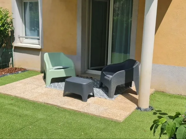 Meublé avec jardin