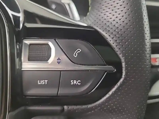 Peugeot 2008 puretech 130 s&amp;s eat8 — photo 26
