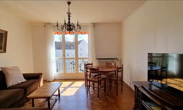 Appartement - 2ème étage - 60,80 m2 - 3 pièces - Meublé