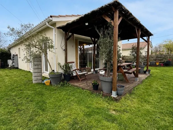 Maison de plain-pied au calme, proche Bordeaux
