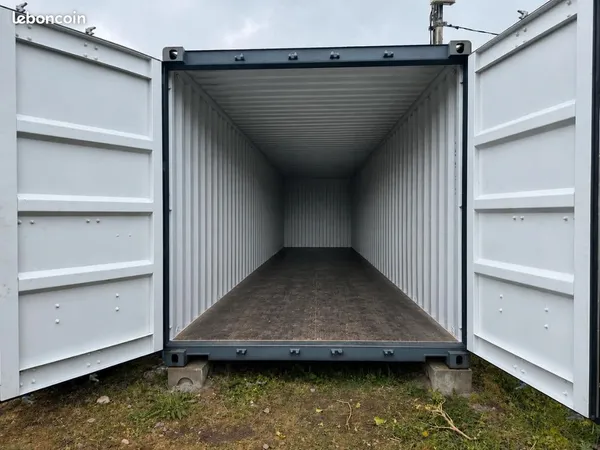 Container 33m3 à louer - 99/mois