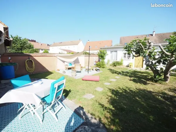 Maison à la verrière 78320