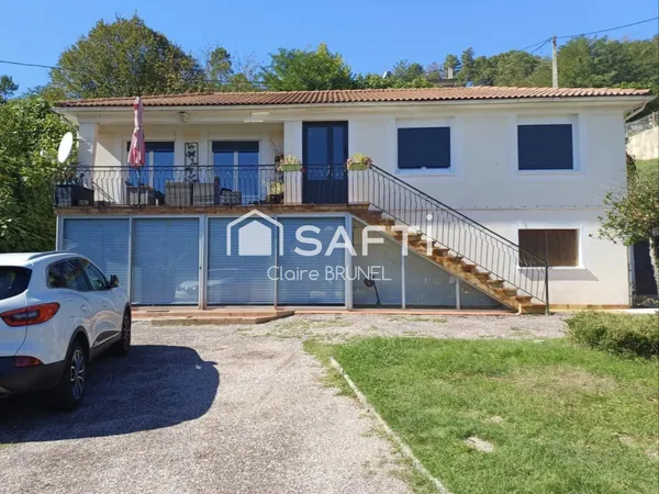 Villa avec deux appartements