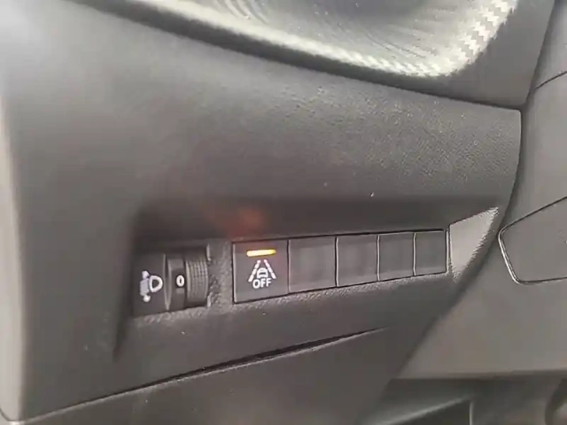 Peugeot 2008 electrique 136 ch — photo 26