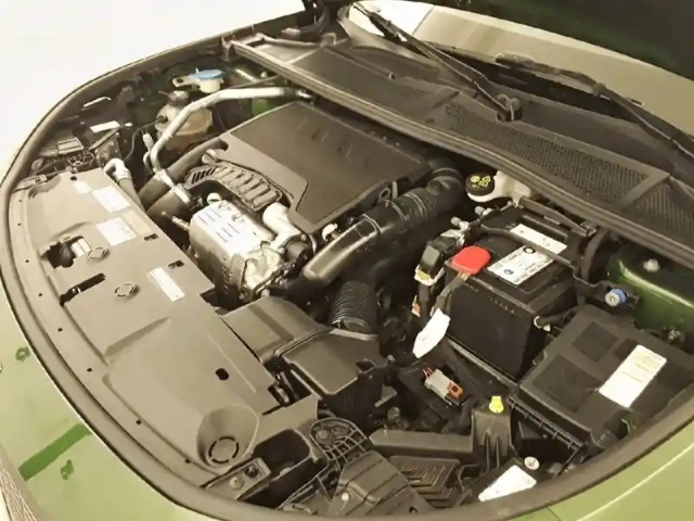 Peugeot 308 puretech 130ch s&amp;s eat8 — photo 19