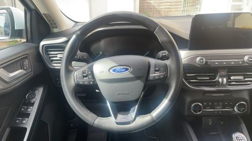 Ford Focus 1.0 EcoBoost 125 - Titanium – 2018 – 95771 km – Essence – Boîte Manuelle — photo 27