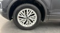 Volkswagen T-Roc 1.5 TSI EVO 150ch Life Plus DSG7 — photo 20