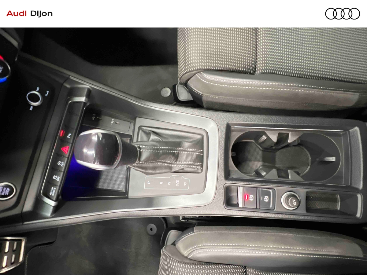 Audi Q3 35 TDI 150 ch S tronic 7 — photo 22