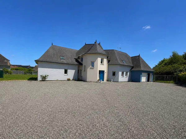Maison 260 m²