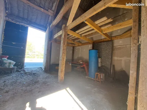 Local d’activité et entrepôt Vente Bailleau-Armenonville 2p 80m² 98000€