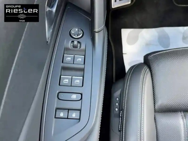 Peugeot 408 phev 225 e-eat8 — photo 20
