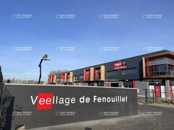 Local d'activité 4536 m²