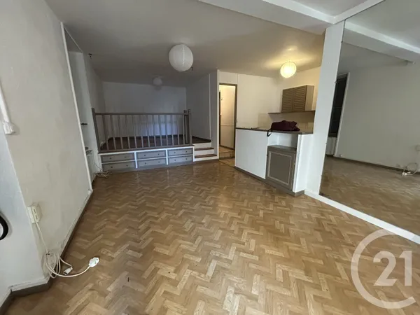 Studio 1 pièce 41 m²