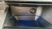 Peugeot 3008 HYBRID4 300ch GT e-EAT8 — photo 27