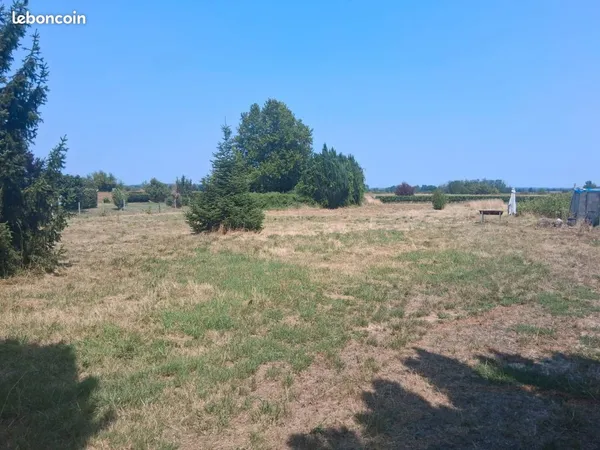Terrain 1560m2 constructible