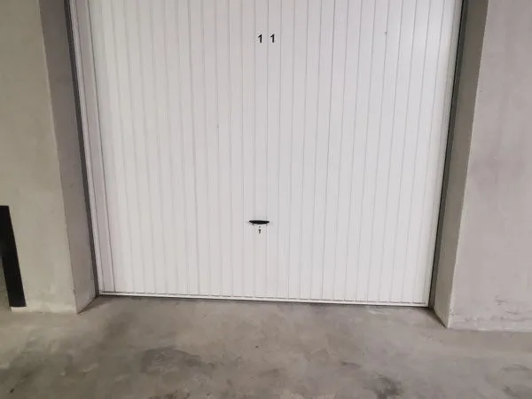 Garage fermé Annecy thiou 14m2