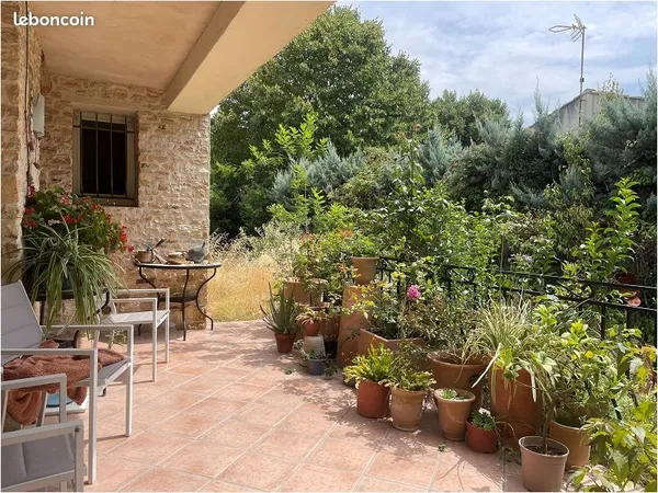 Villa 109 m² Uzes