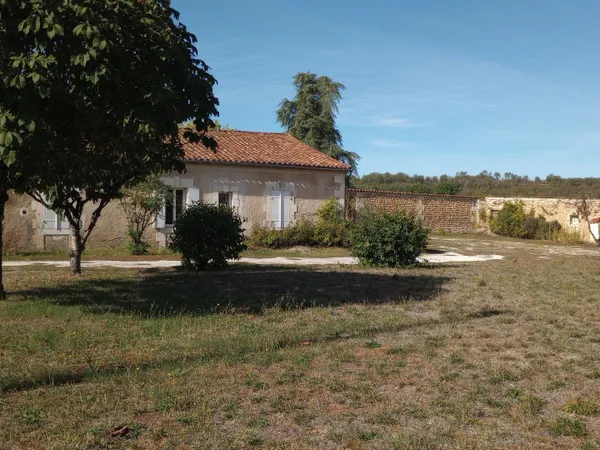 Maison de village, plain pied, 2 chambres