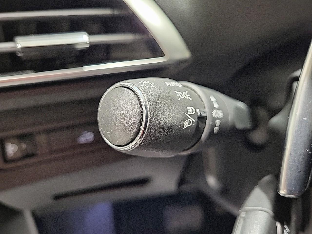Peugeot 3008 puretech 130ch s&s eat8 allure — photo 20