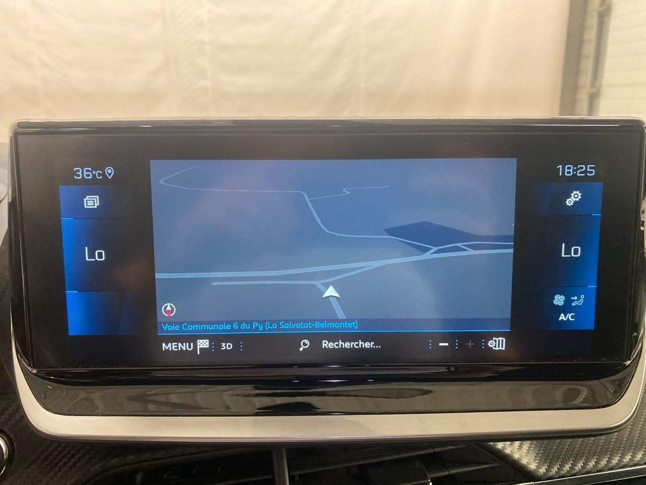 Peugeot 2008 puretech 130 s&s eat8 gt — photo 11