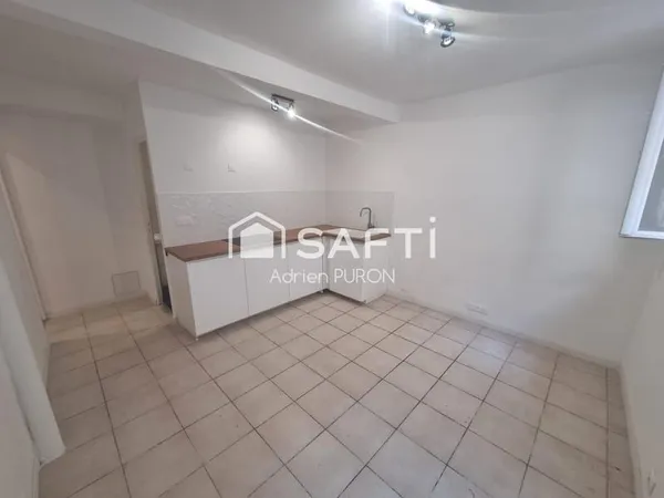 Studio atypique, cave voûtée privative, forte renta