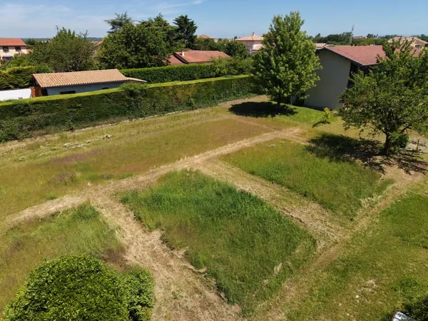 Terrain 475 m²