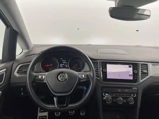 Volkswagen Golf Sportsvan 1.0 tsi 110 bmt bvm6 — photo 82