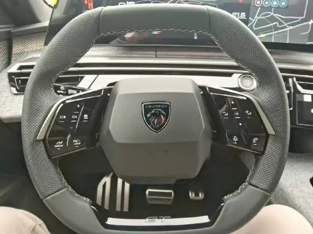 Peugeot 3008 plug-in hybrid 195 e-dcs7 — photo 9