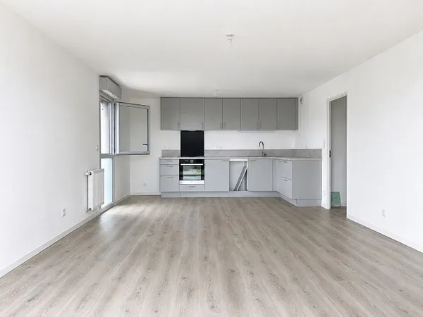 ANGERS - Secteur Terra Botanica / CHU - Appartement T3 récent avec balcon, parking et cave