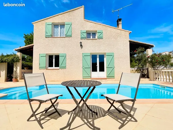 Maison 7 pièces avec piscine, au pied des Alpilles